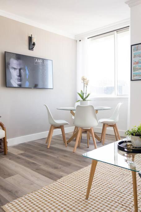 Modern, Trendy And Comfortable 2 Bedroom Apartment In Кейптаун Екстериор снимка