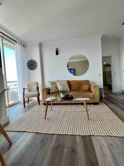 Modern, Trendy And Comfortable 2 Bedroom Apartment In Кейптаун Екстериор снимка
